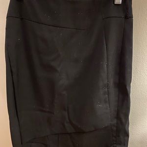 Zara knee length skirt size small